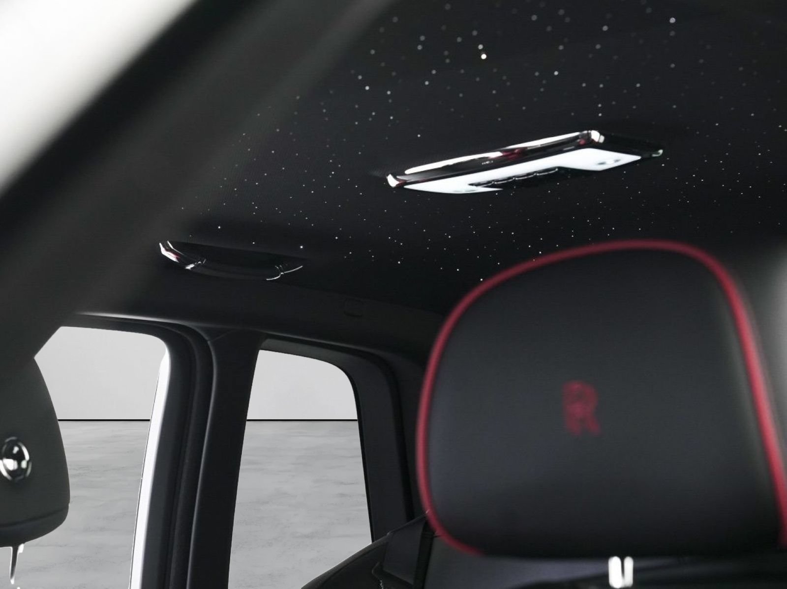 Certified 2025 Rolls-Royce Cullinan AWD/4WD image 13