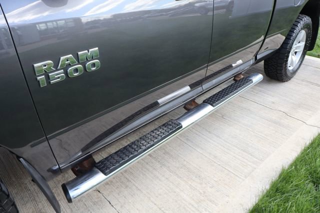 Used 2017 RAM 1500 ST w/ SXT Appearance Group AWD/4WD image 6