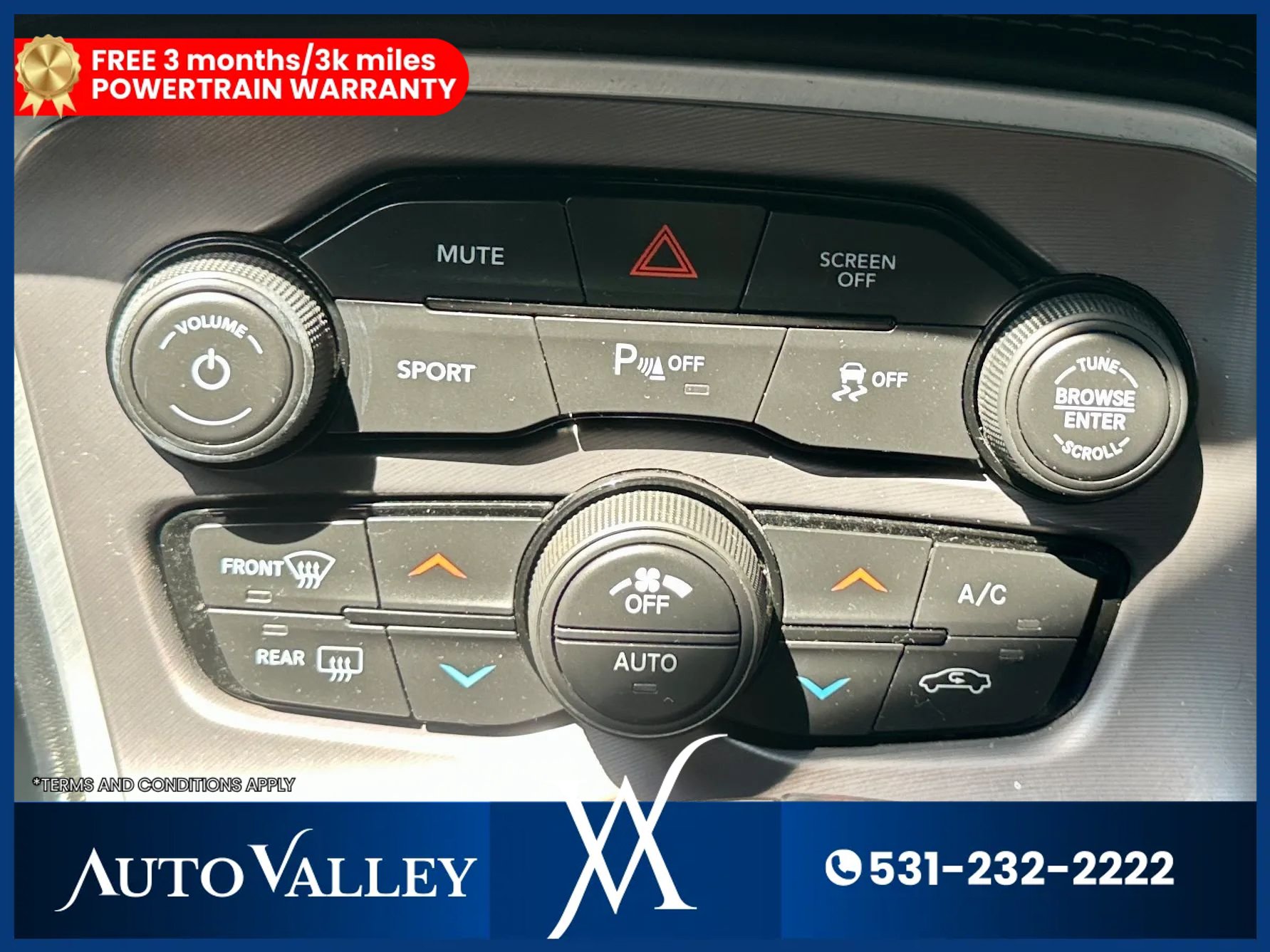 Used 2022 Dodge Challenger R/T w/ Blacktop Package RWD image 25