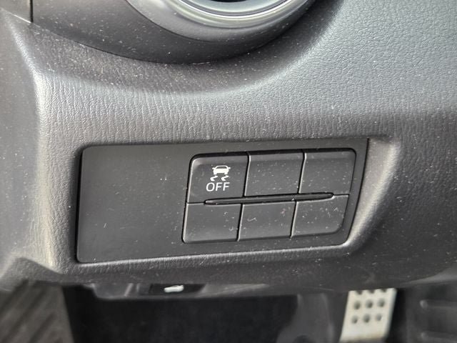 Used 2018 FIAT 124 Spider Abarth RWD image 30