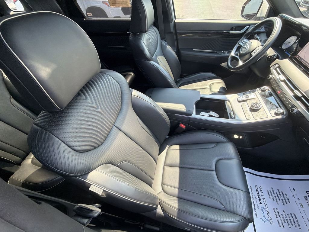 Used 2023 Hyundai Palisade Calligraphy image 26