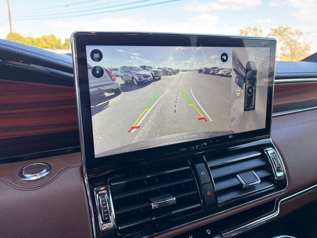 Used 2024 Lincoln Navigator Reserve image 24