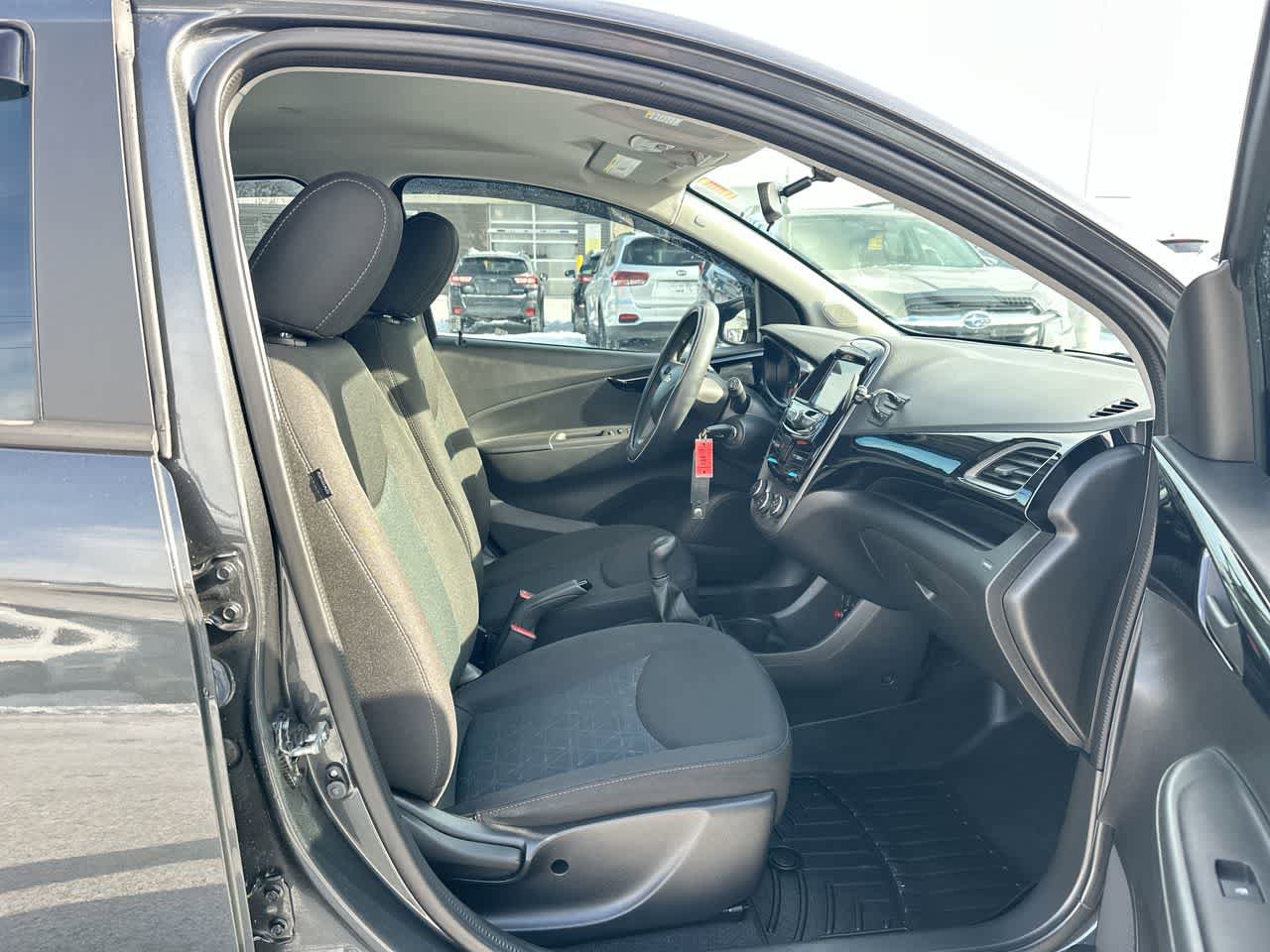 Used 2022 Chevrolet Spark LT FWD image 26