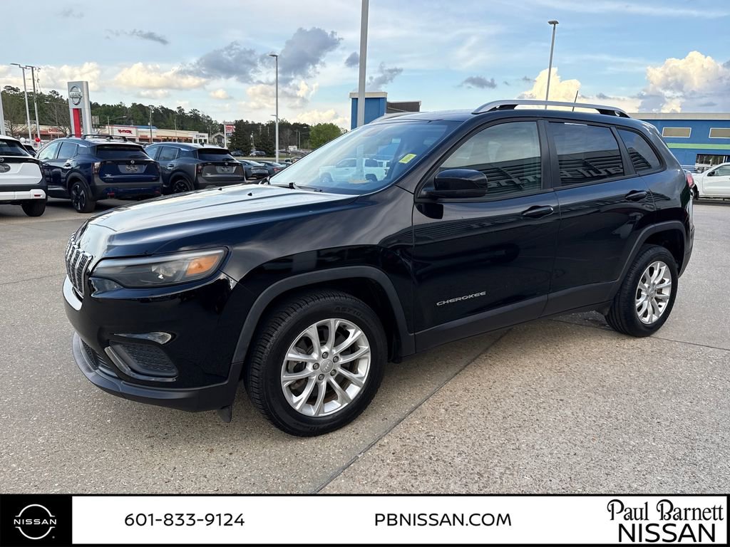 Used 2020 Jeep Cherokee Latitude image 2