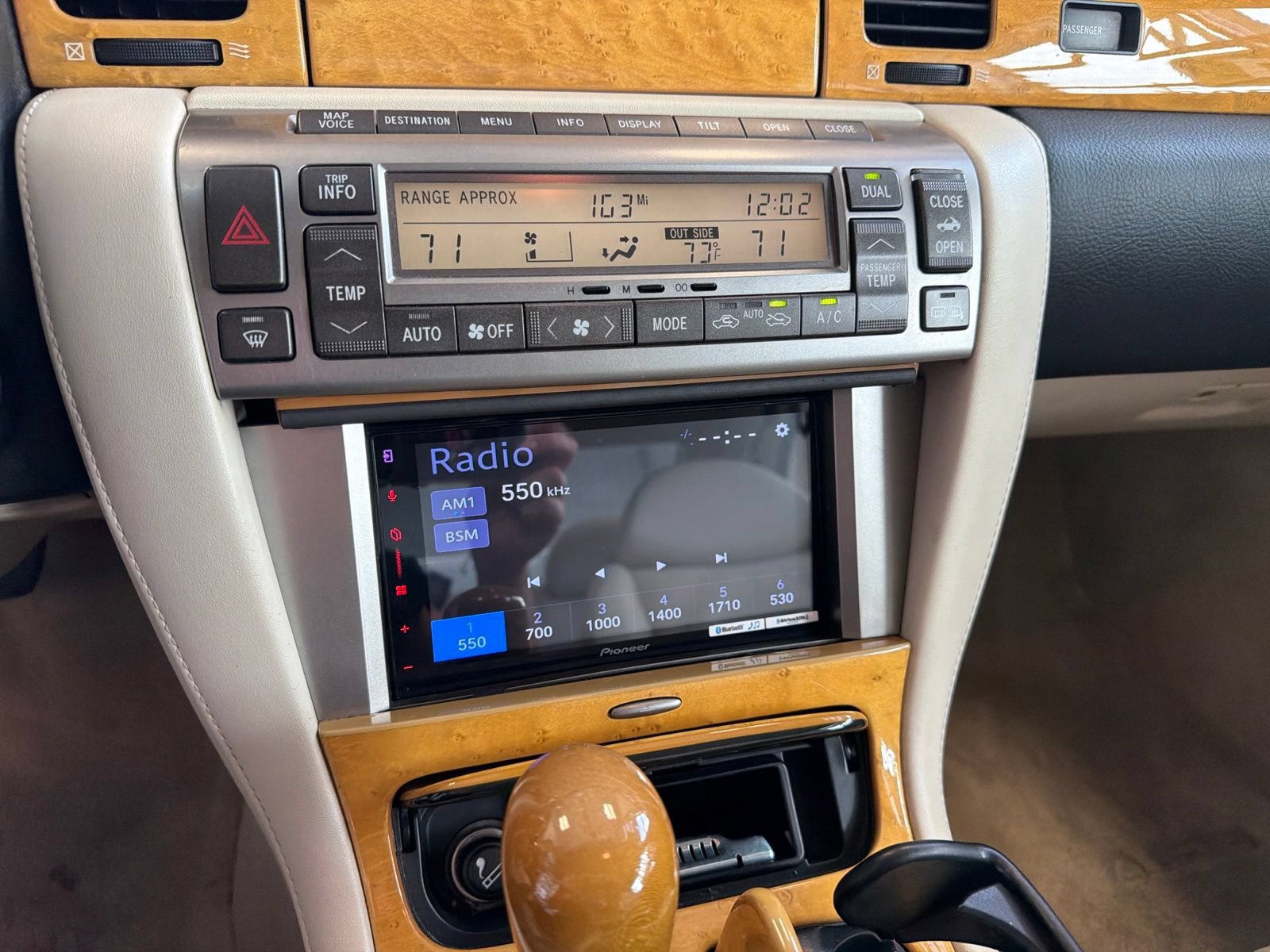Used 2002 Lexus SC 430 Convertible RWD image 23
