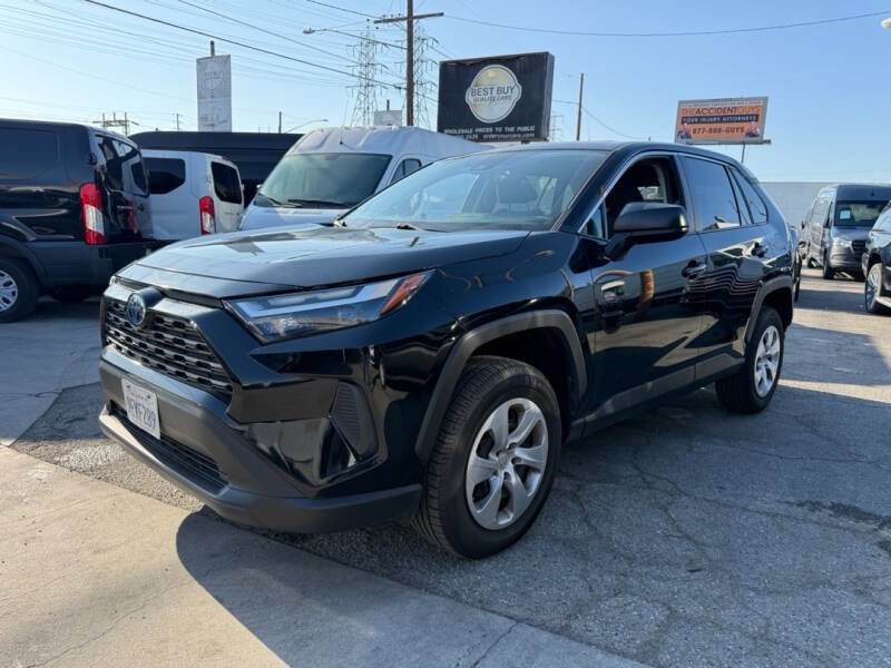 Used 2023 Toyota RAV4 LE image 3