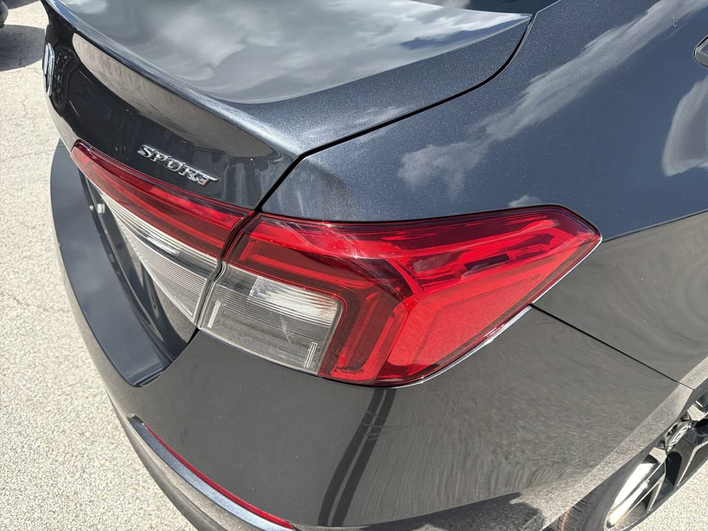 Used 2023 Honda Civic Sport image 10
