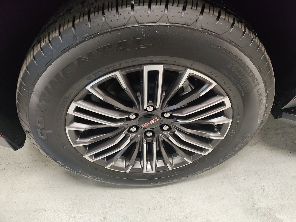 New 2026 GMC Yukon Elevation image 20