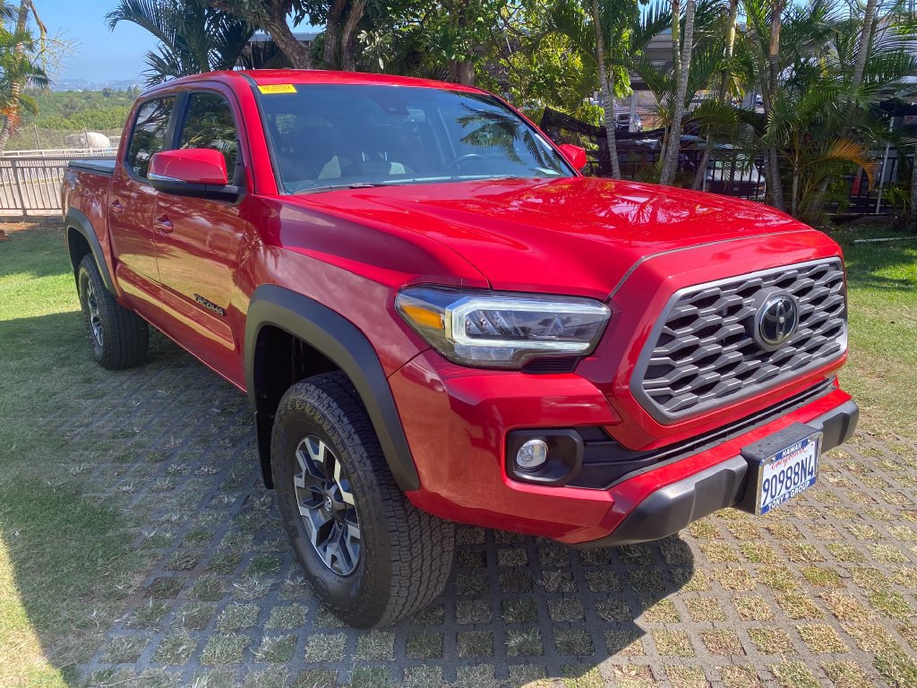 Used 2022 Toyota Tacoma TRD Off-Road w/ Technology Package AWD/4WD image 1