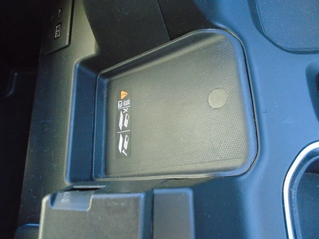 Used 2023 Chevrolet Silverado 1500 LTZ w/ LTZ Premium Package image 17