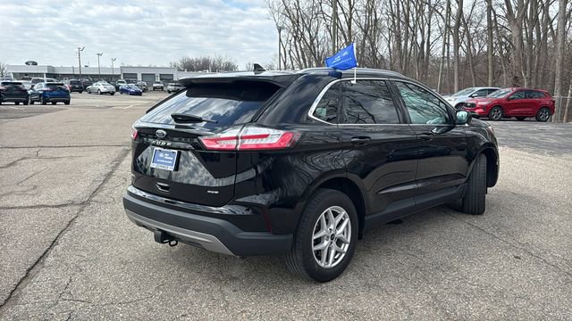 Certified 2023 Ford Edge SEL w/ Convenience Package image 4