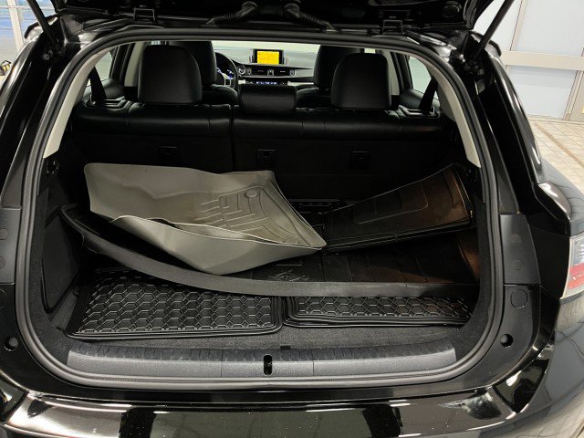 Used 2011 Lexus CT 200h Premium w/ Leather Pkg image 34