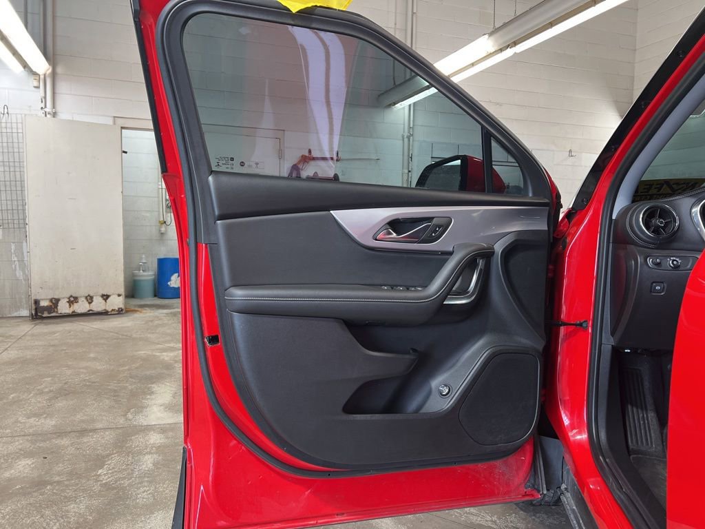 Used 2023 Chevrolet Blazer LT w/ Convenience Package image 9