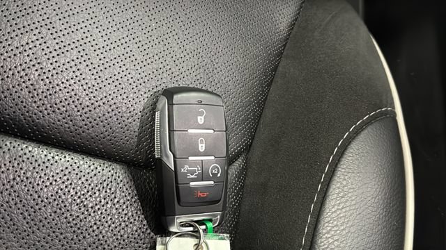 Used 2024 RAM 1500 Laramie AWD/4WD image 45