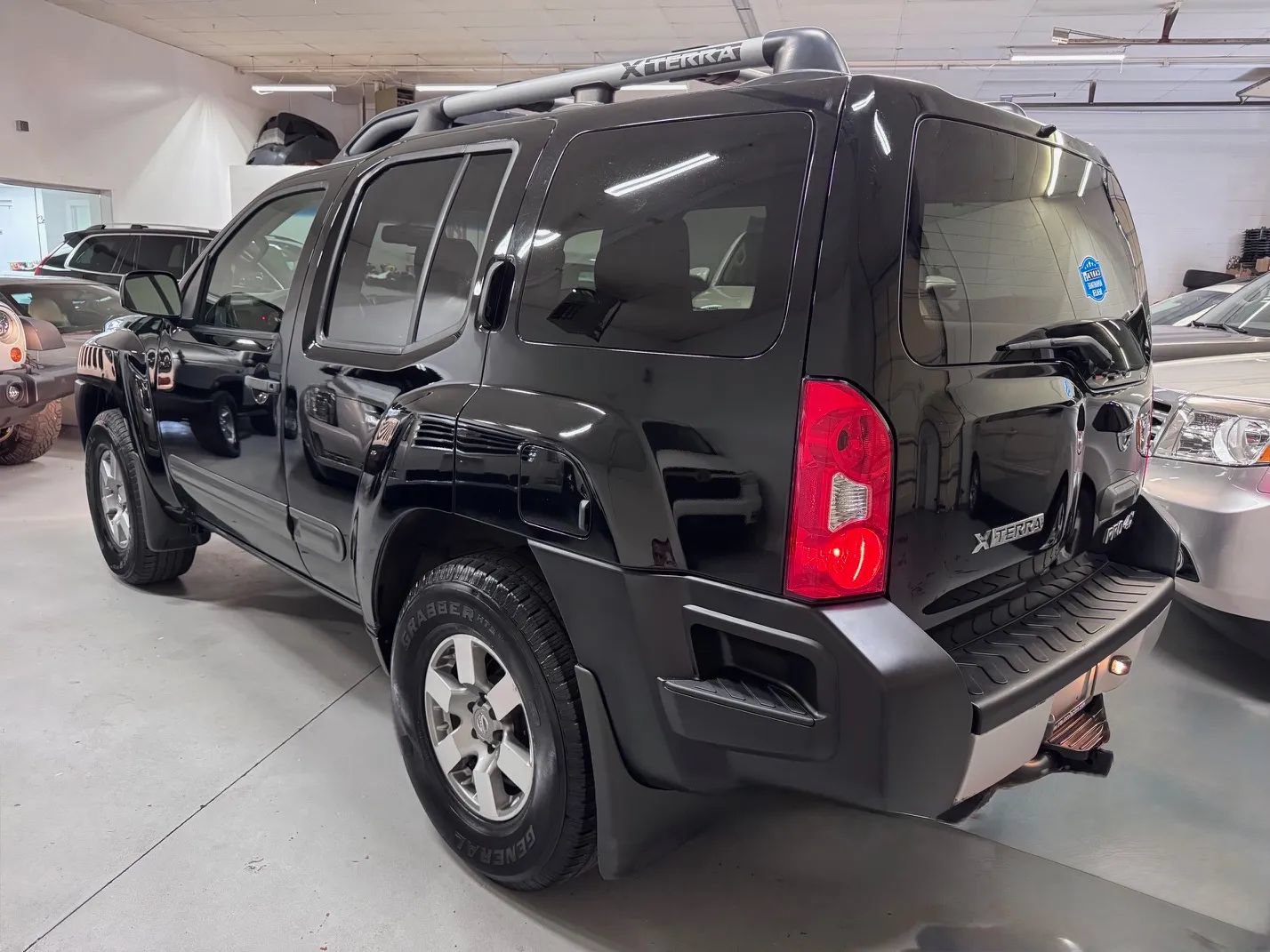 Used 2013 Nissan Xterra PRO-4X AWD/4WD image 5