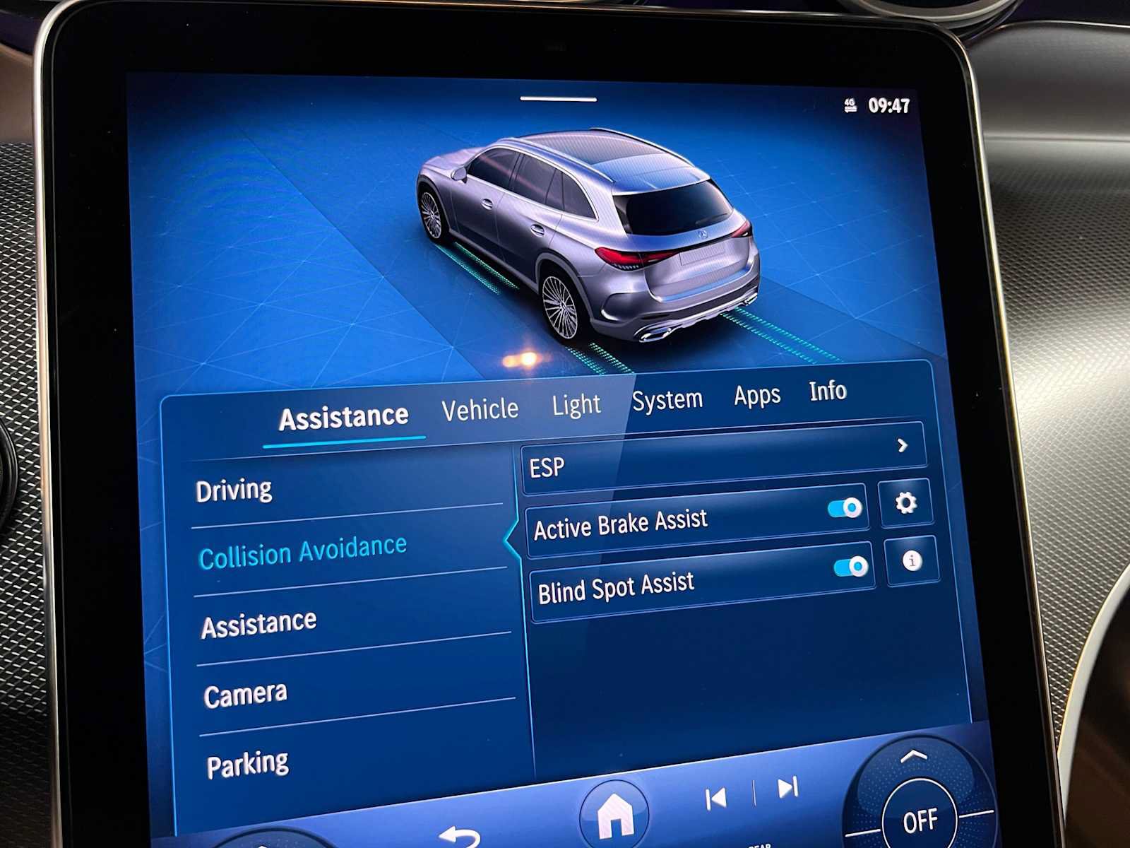 Certified 2026 Mercedes-Benz GLC 300 4MATIC image 37