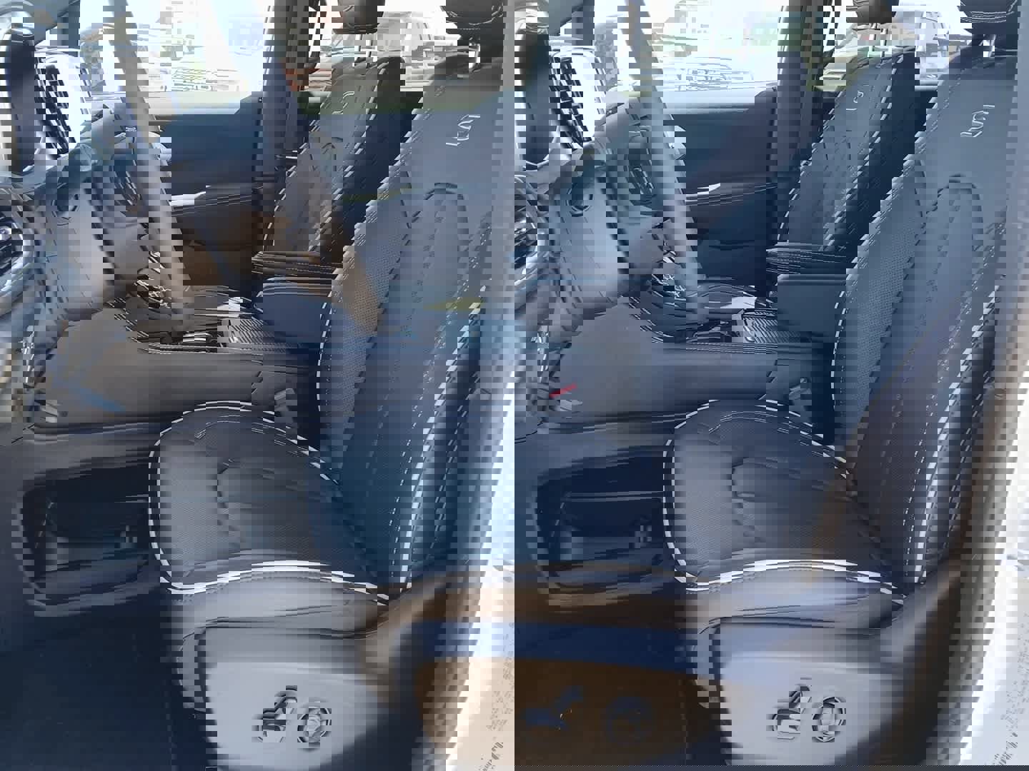 New 2026 Chrysler Pacifica Limited w/ S Appearance Package image 14