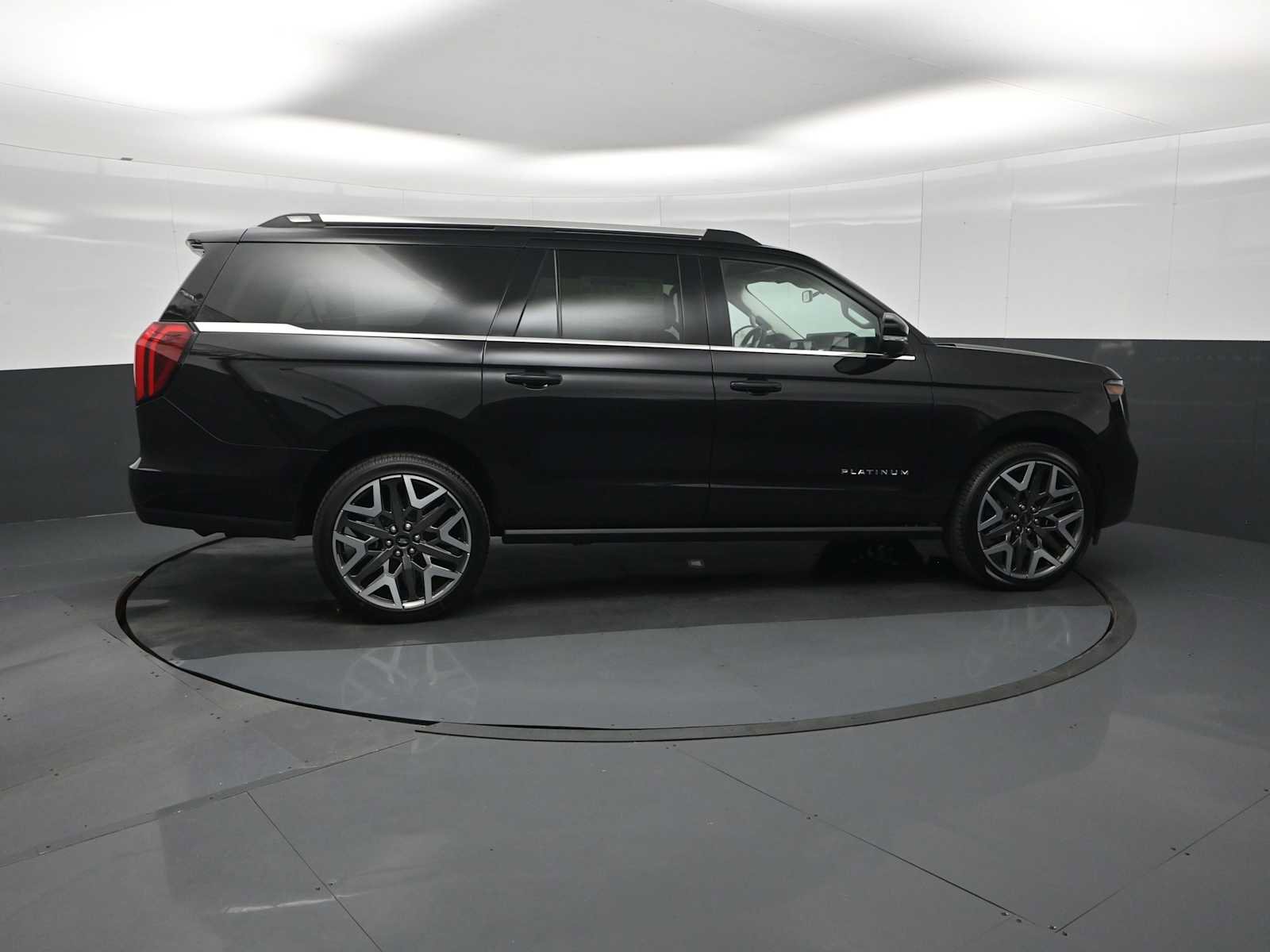 New 2026 Ford Expedition Max Platinum w/ Platinum Ultimate Package image 9