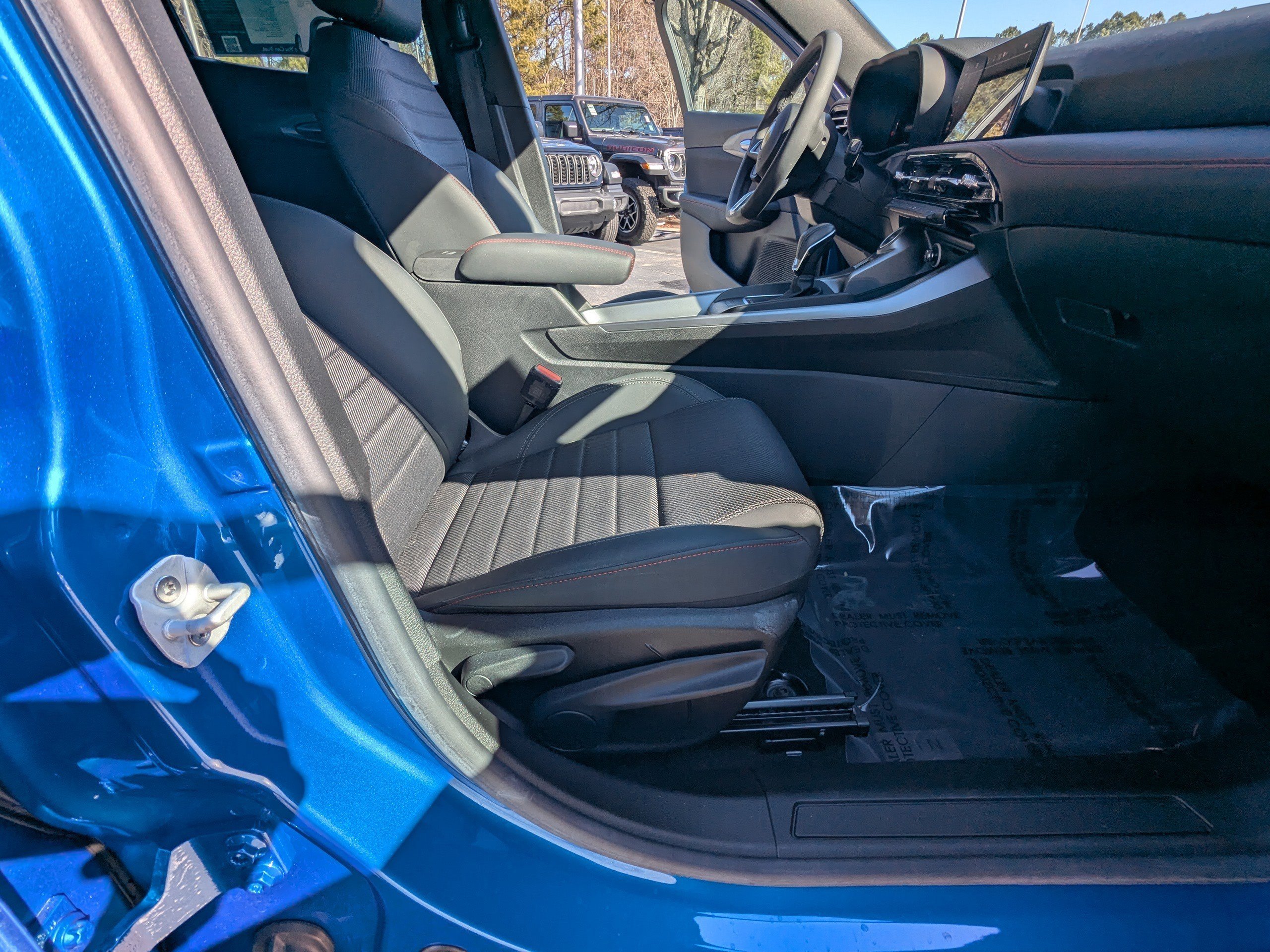 Used 2023 Dodge Hornet GT w/ GT Blacktop Package image 13