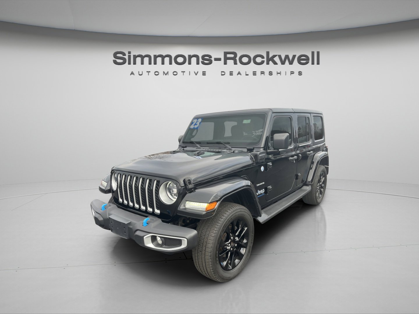 Used 2023 Jeep Wrangler Sahara w/ Cold Weather Group image 1