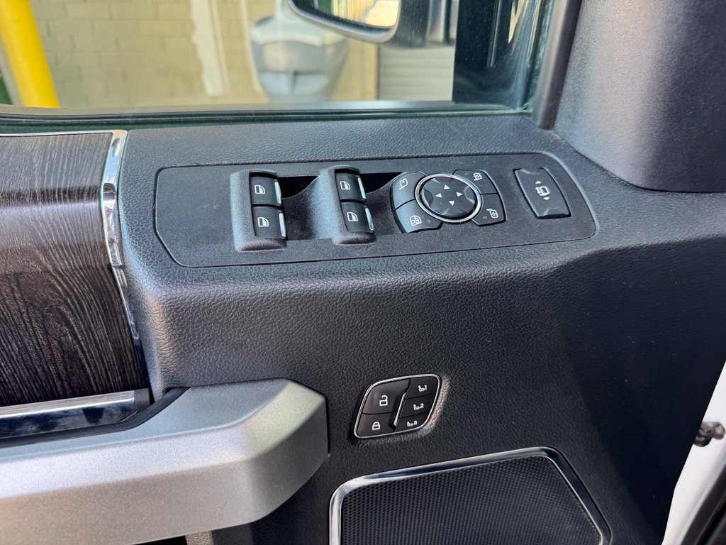 Used 2021 Ford F350 Lariat AWD/4WD image 16