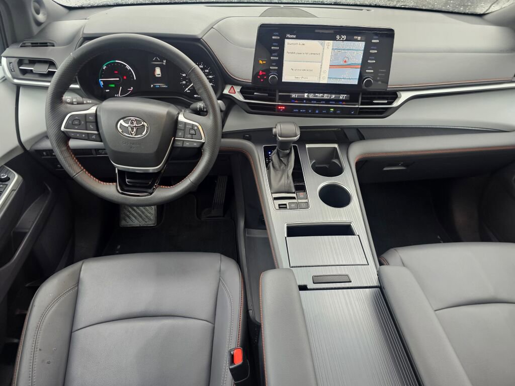 Used 2022 Toyota Sienna FWD image 22