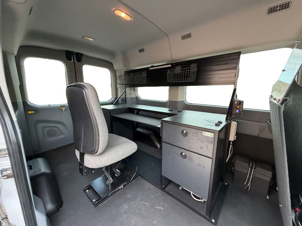 Used 2018 Ford Transit 150 XLT image 20