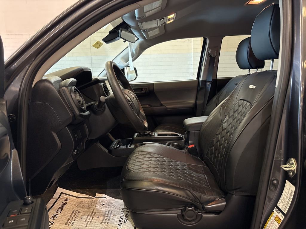 Used 2020 Toyota Tacoma SR image 12
