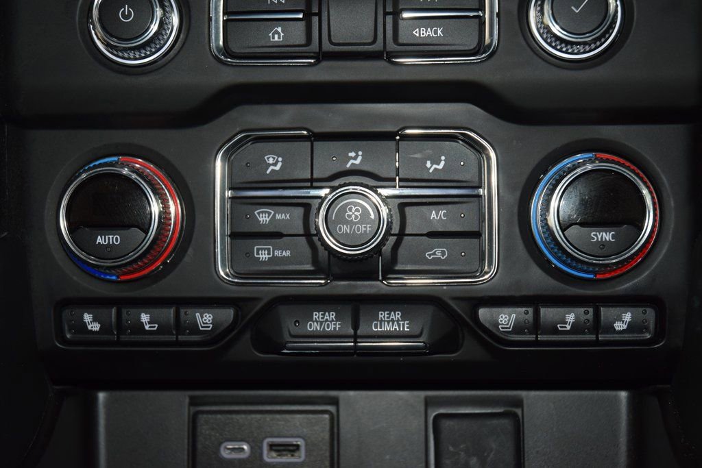 Used 2024 GMC Yukon AT4 w/ Technology Package AWD/4WD image 36