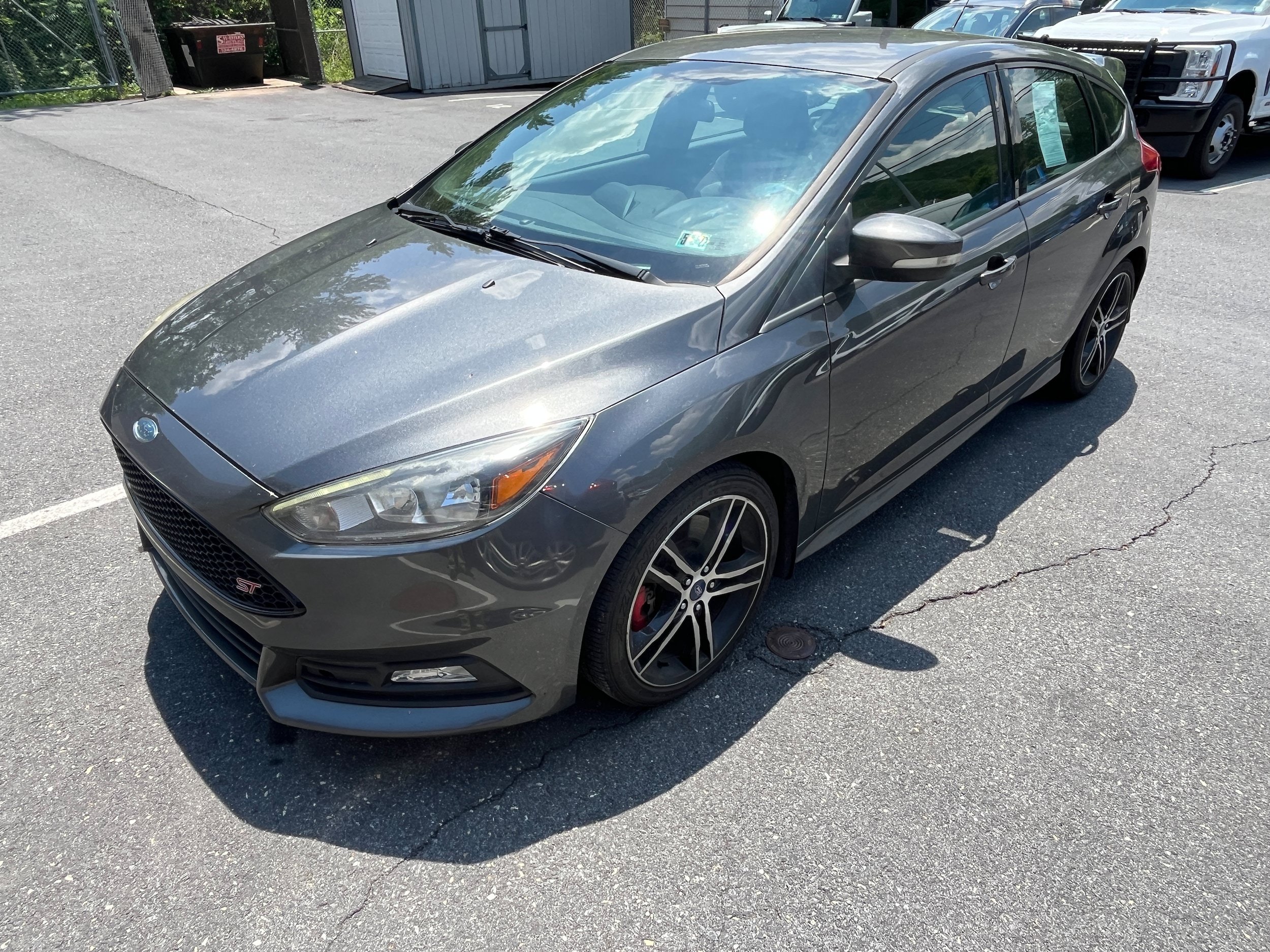 Used 2017 Ford Focus ST FWD image 17
