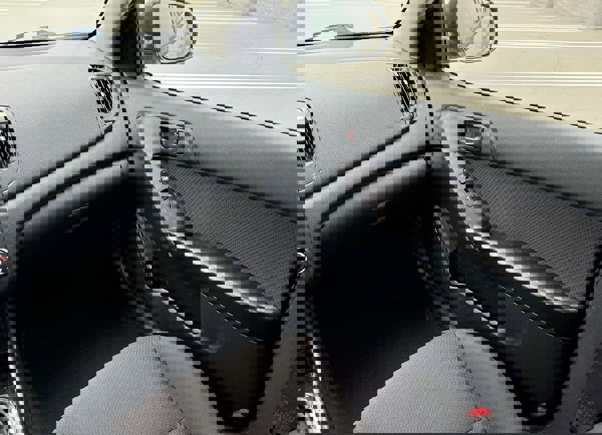 Used 2012 Kia Forte EX image 21