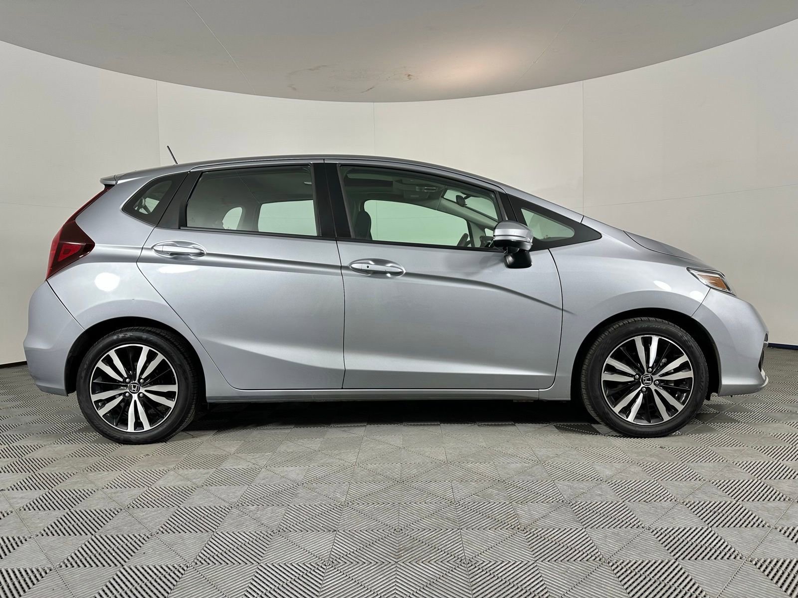 Used 2020 Honda Fit EX image 24