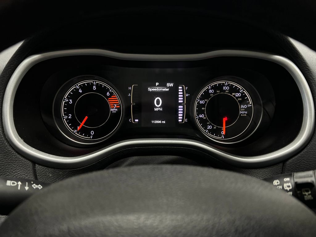 Used 2018 Jeep Cherokee Latitude Plus w/ Comfort/Convenience Group image 21