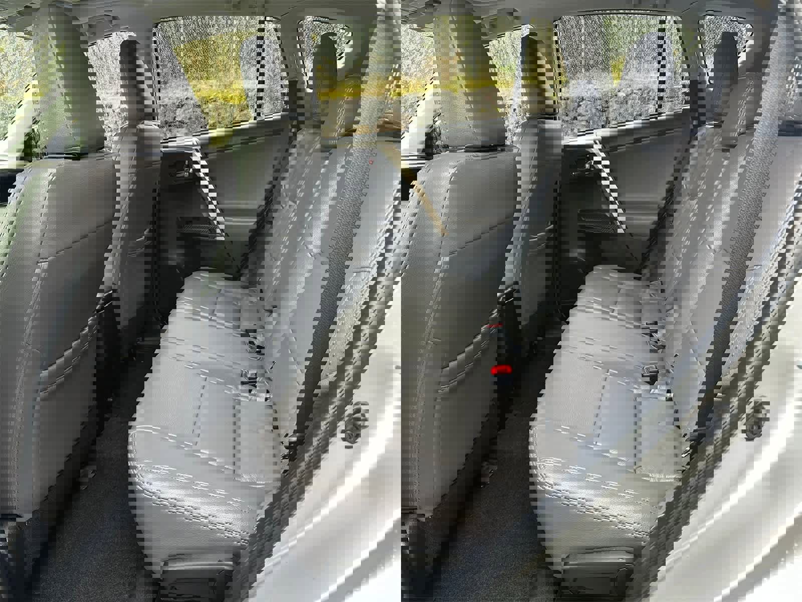 Used 2015 Toyota RAV4 XLE image 11