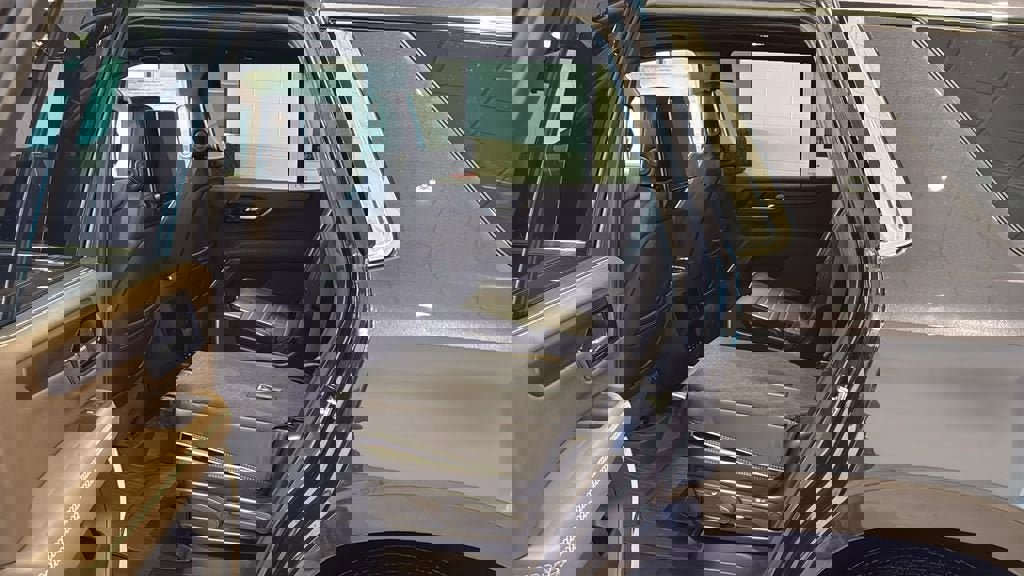 New 2026 GMC Yukon Denali Ultimate w/ LPO, Floor Liner Package image 21