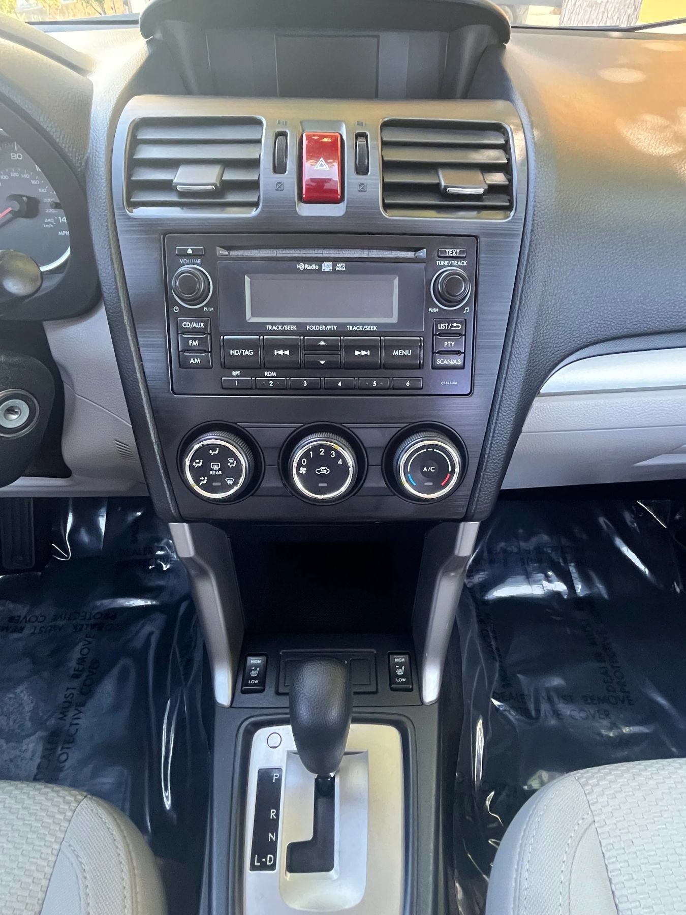 Used 2015 Subaru Forester 2.5i Premium w/ Popular Package #2 AWD/4WD image 18