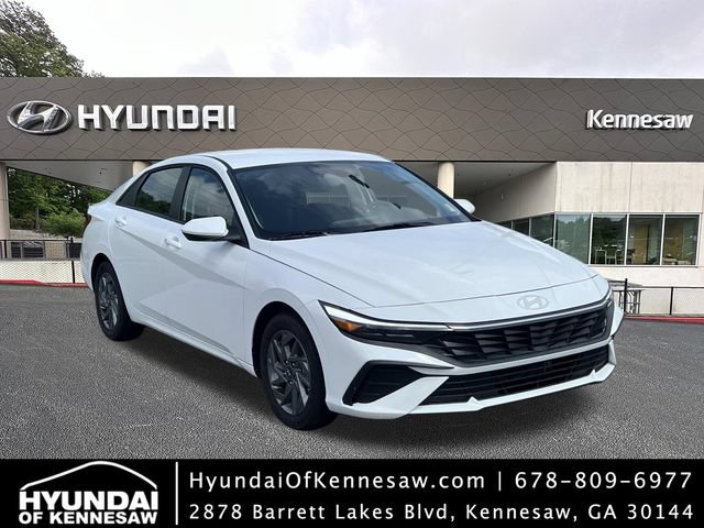 Used 2026 Hyundai Elantra Hybrid FWD image 1