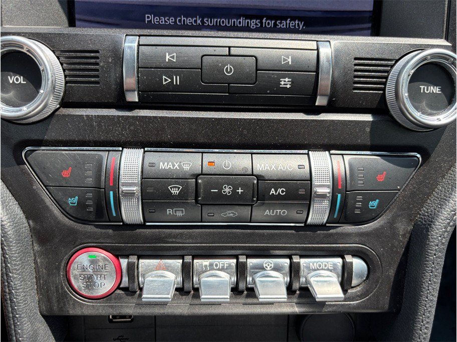 Used 2020 Ford Mustang Premium RWD image 29
