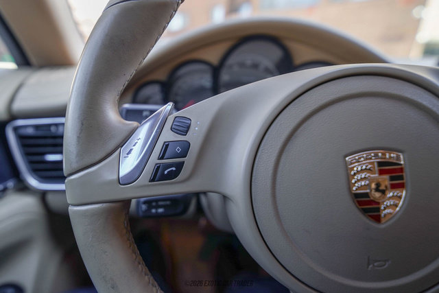Used 2012 Porsche Panamera 4 image 25
