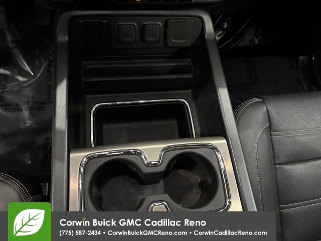 Used 2018 GMC Sierra 2500 Denali w/ Duramax Plus Package AWD/4WD image 30