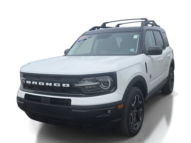 Certified 2023 Ford Bronco Sport Outer Banks w/ Tech Package AWD/4WD image 2