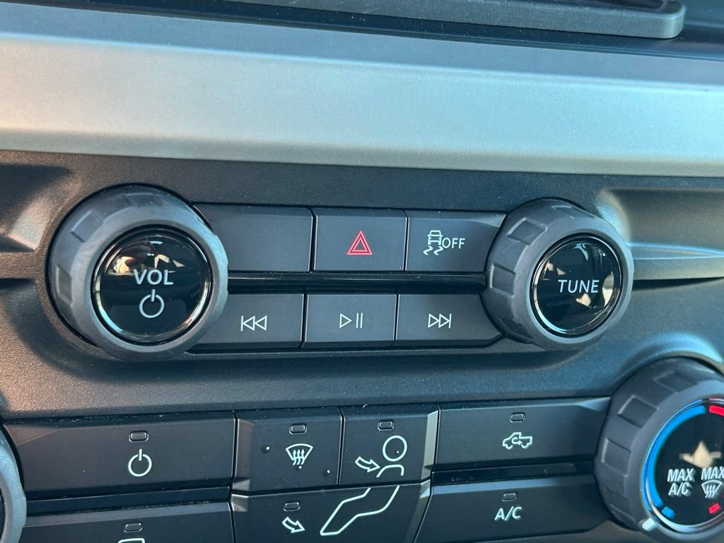 Used 2025 Ford F250 XLT AWD/4WD image 32