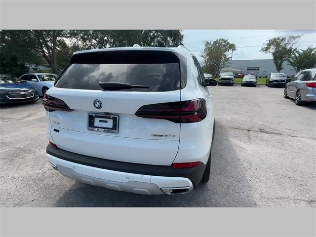 Used 2025 BMW X5 xDrive50e image 24
