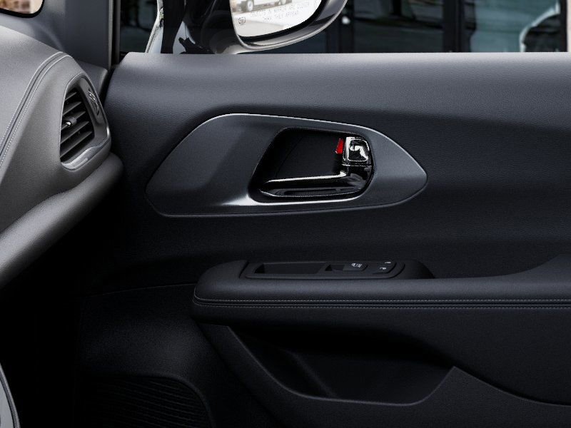 New 2026 Chrysler Pacifica Select FWD image 25