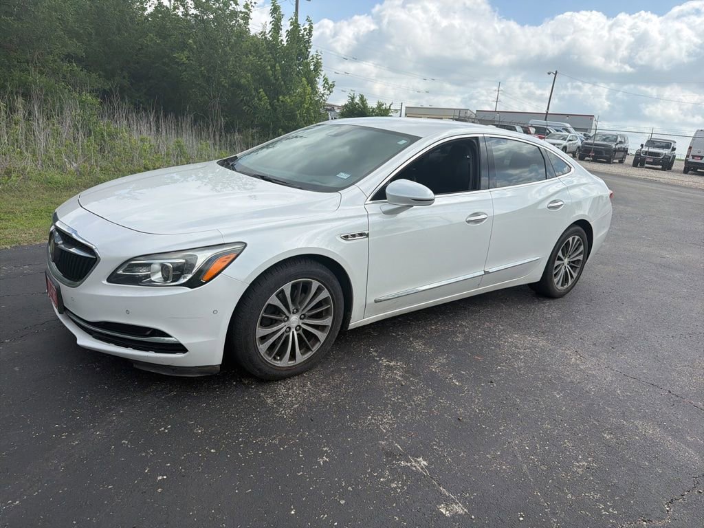 Used 2019 Buick LaCrosse Premium w/ Driver Confidence Package II FWD image 4