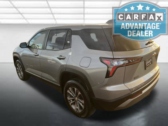 Used 2026 Chevrolet Equinox LT AWD/4WD image 3