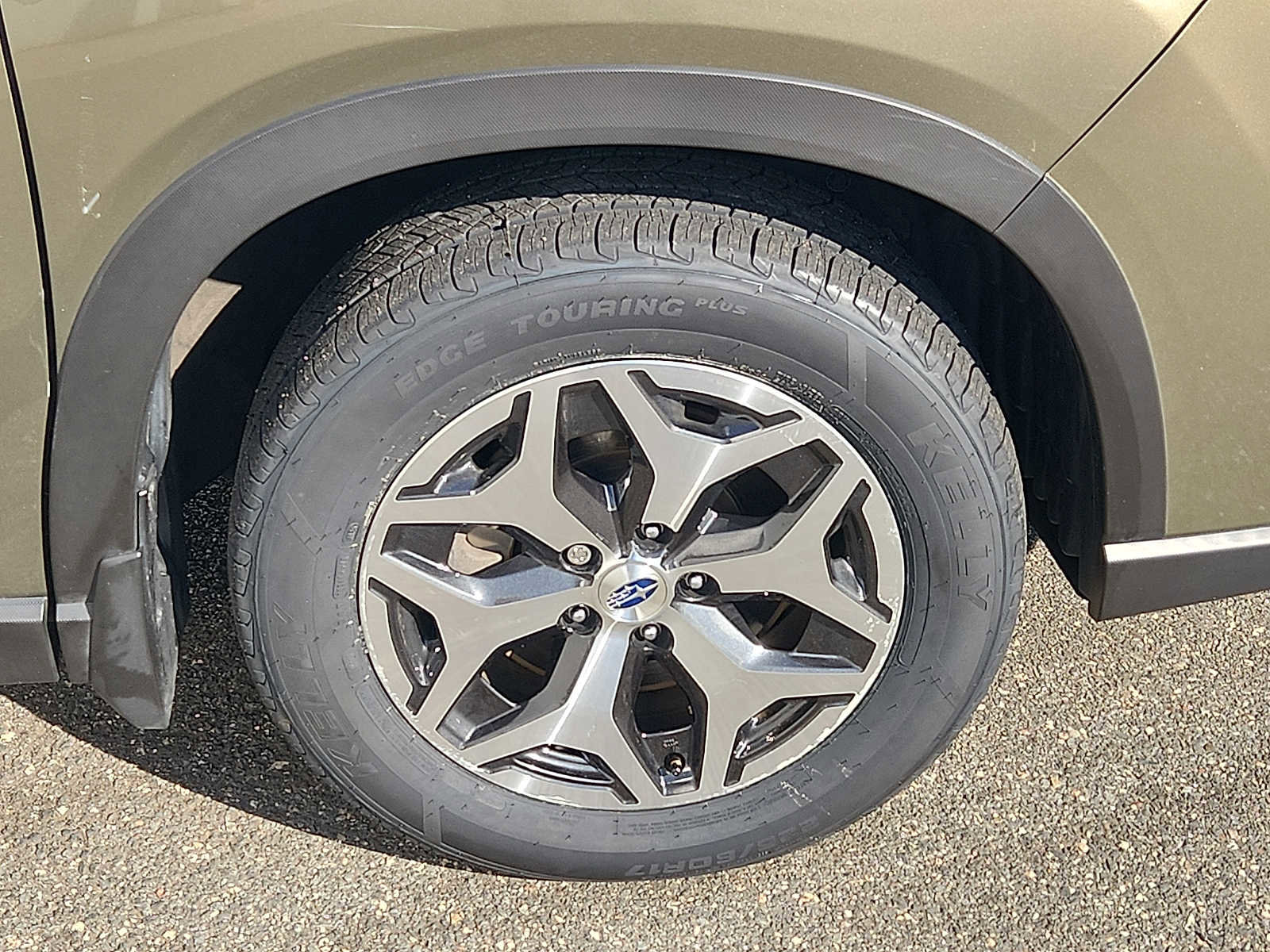 Used 2023 Subaru Forester Premium AWD/4WD image 8