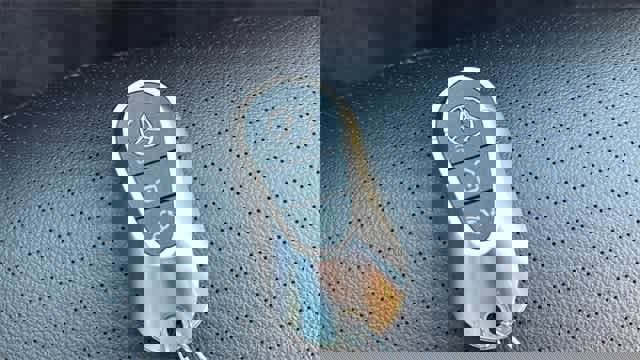 Certified 2025 Mercedes-Benz GLC 300 4MATIC image 70