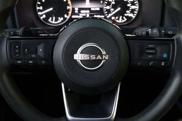 Certified 2023 Nissan Rogue SV FWD image 22