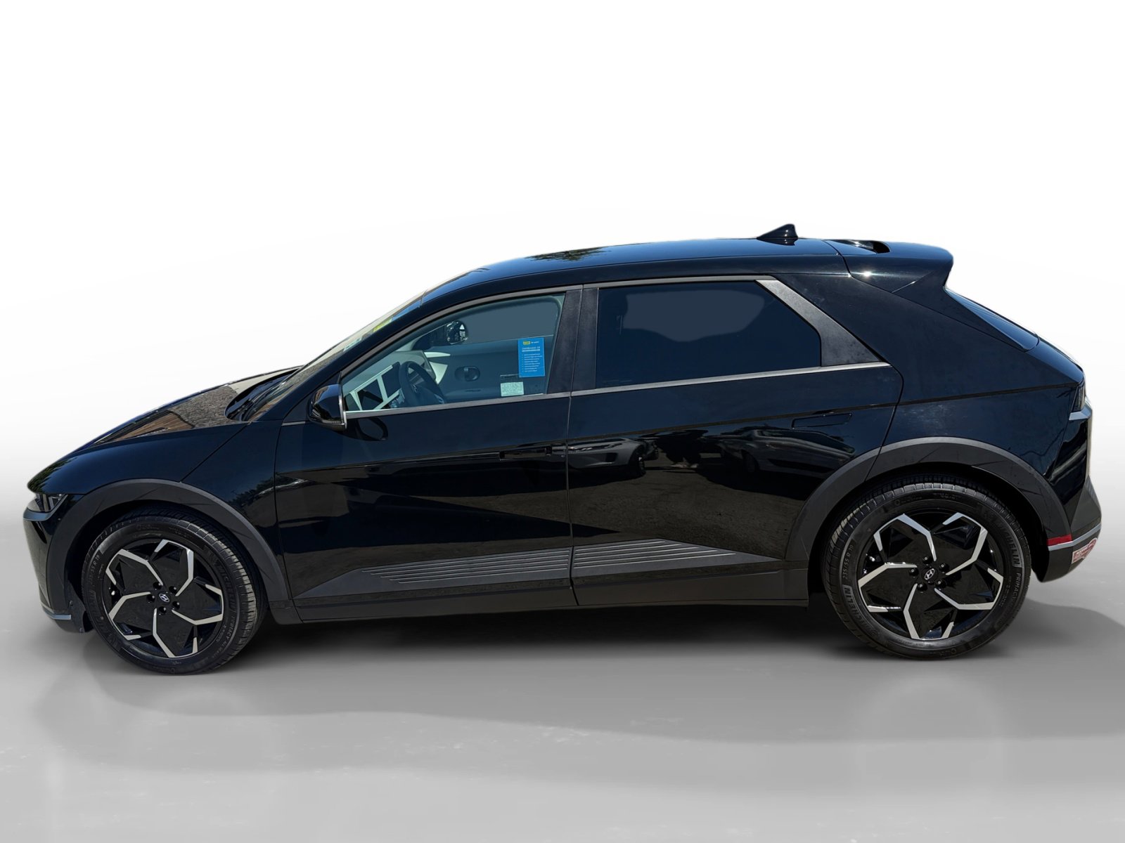 Certified 2024 Hyundai Ioniq 5 SEL RWD image 2